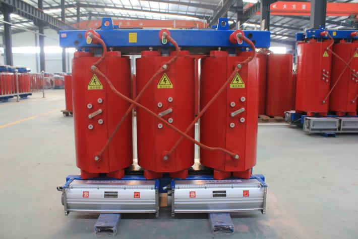 一般北京創(chuàng)聯(lián)匯通電氣全鋁的干式變壓器800kva價格是33900元，全銅的800kva干式變壓器價格是65000元。